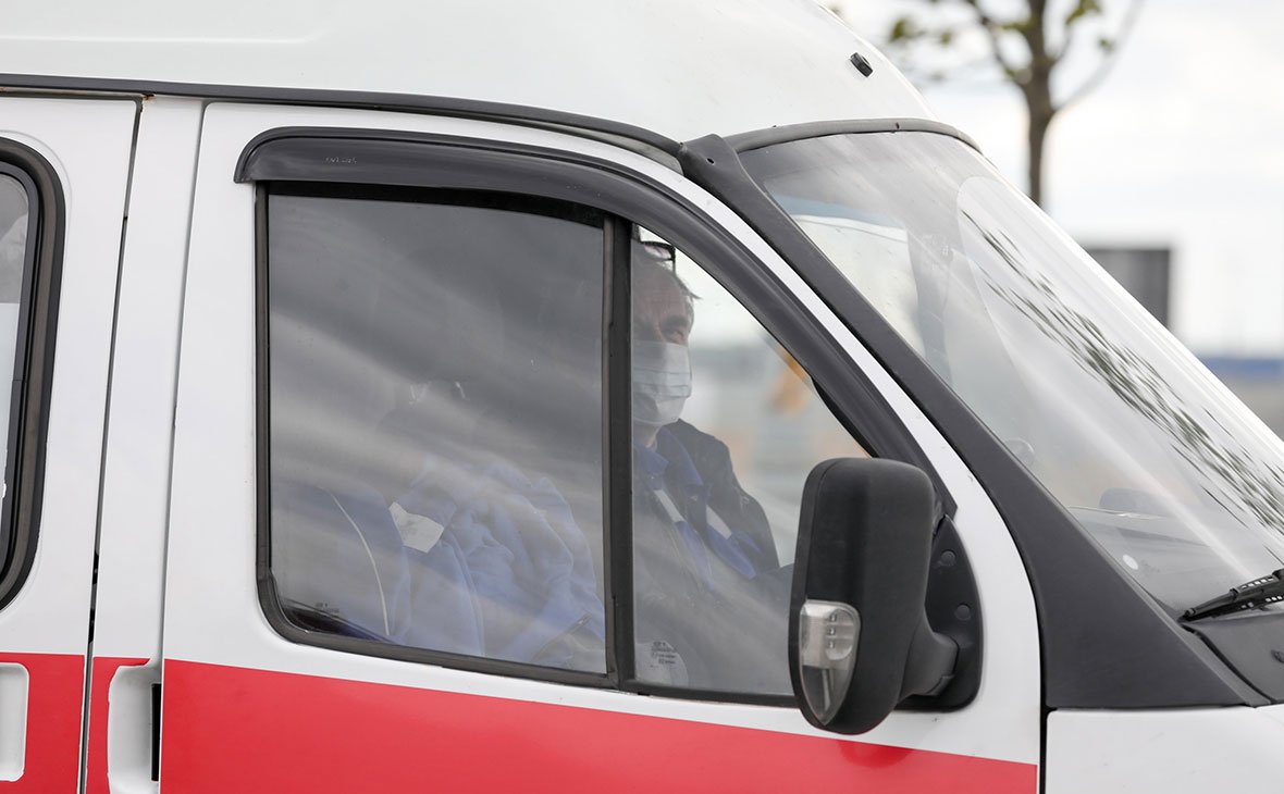 Прокуратура выявила невыплаты медикам по COVID-19 в двух регионах Прокуратура выявила невыплаты медикам по COVID-19 в двух регионах